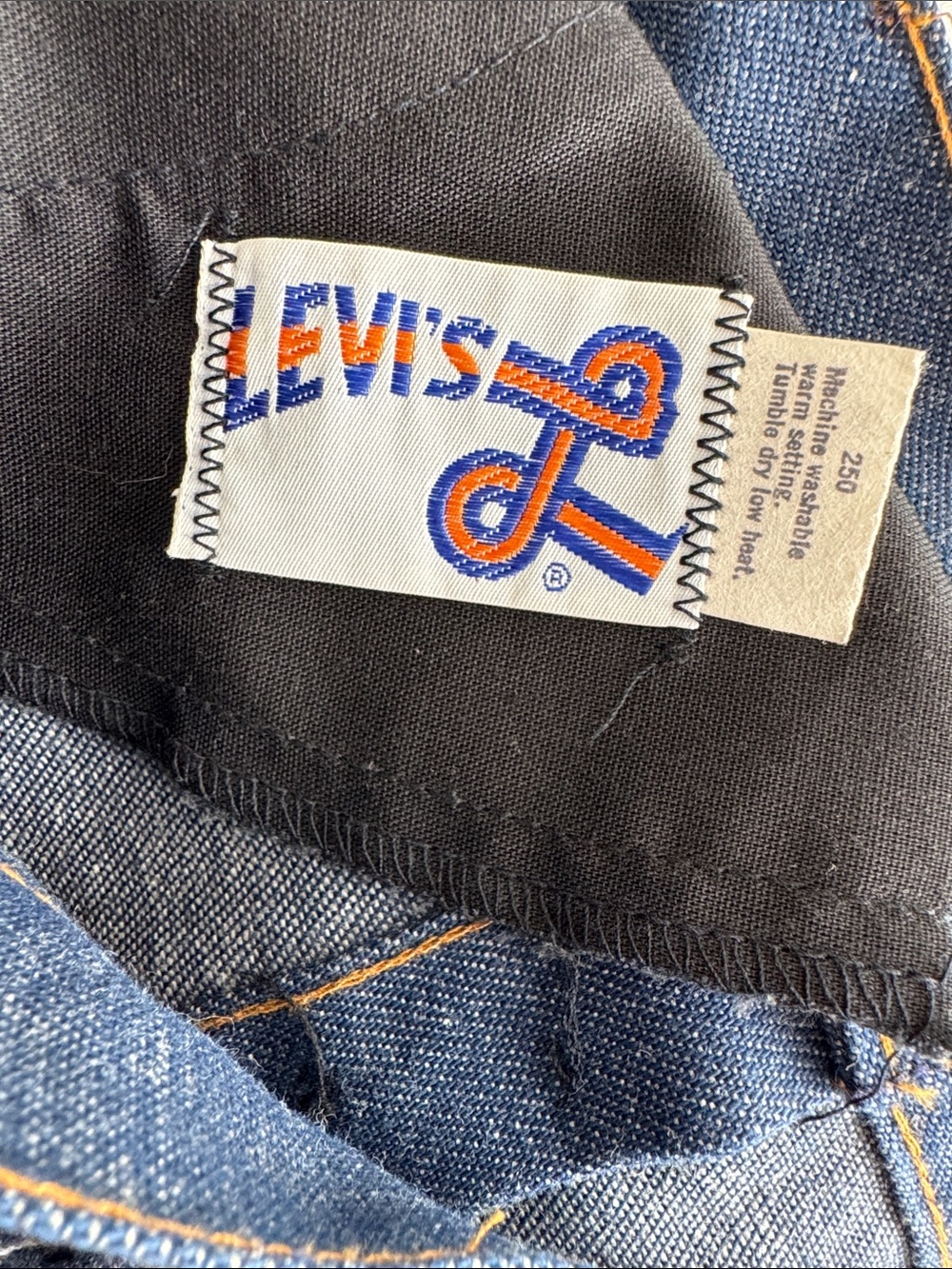 Vintage 1970s Levi's Orange Tab Medium Blue Button-Front A-Line Denim Skirt - Picture 6 of 16